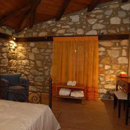 Complex Pierion Musses *